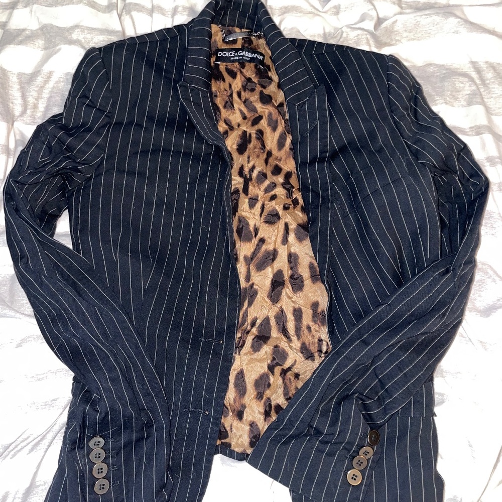Dolce&Gabbana black striped blazer jacket with leopard print lining